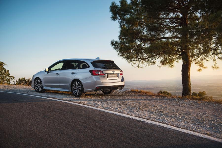  Subaru Levorg 2017 года  (WW) (фото 6 из 46)